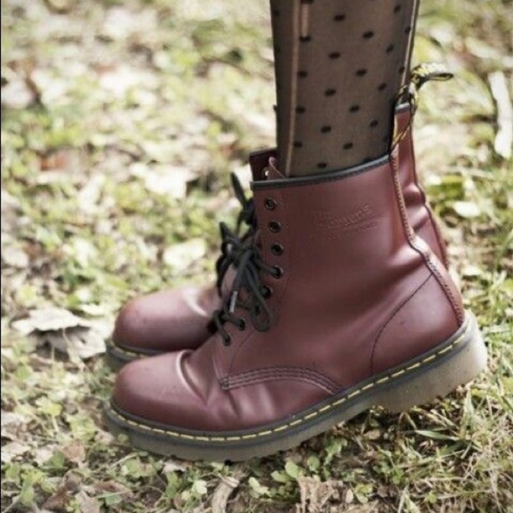 Dr. Martens Classic cherry red boots - Picture 4 of 4